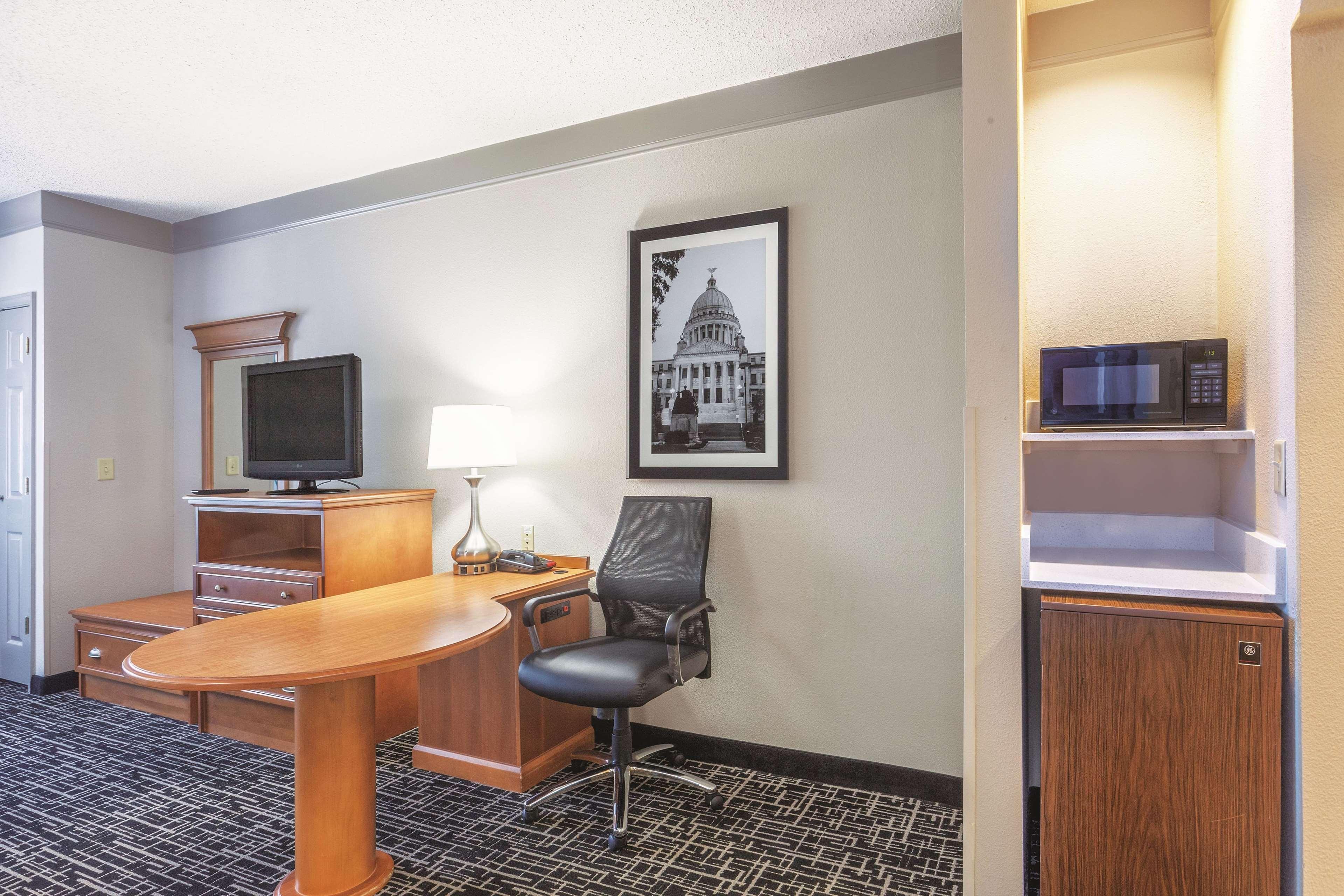 Hotel La Quinta By Wyndham Jackson Airport Pearl Exterior foto